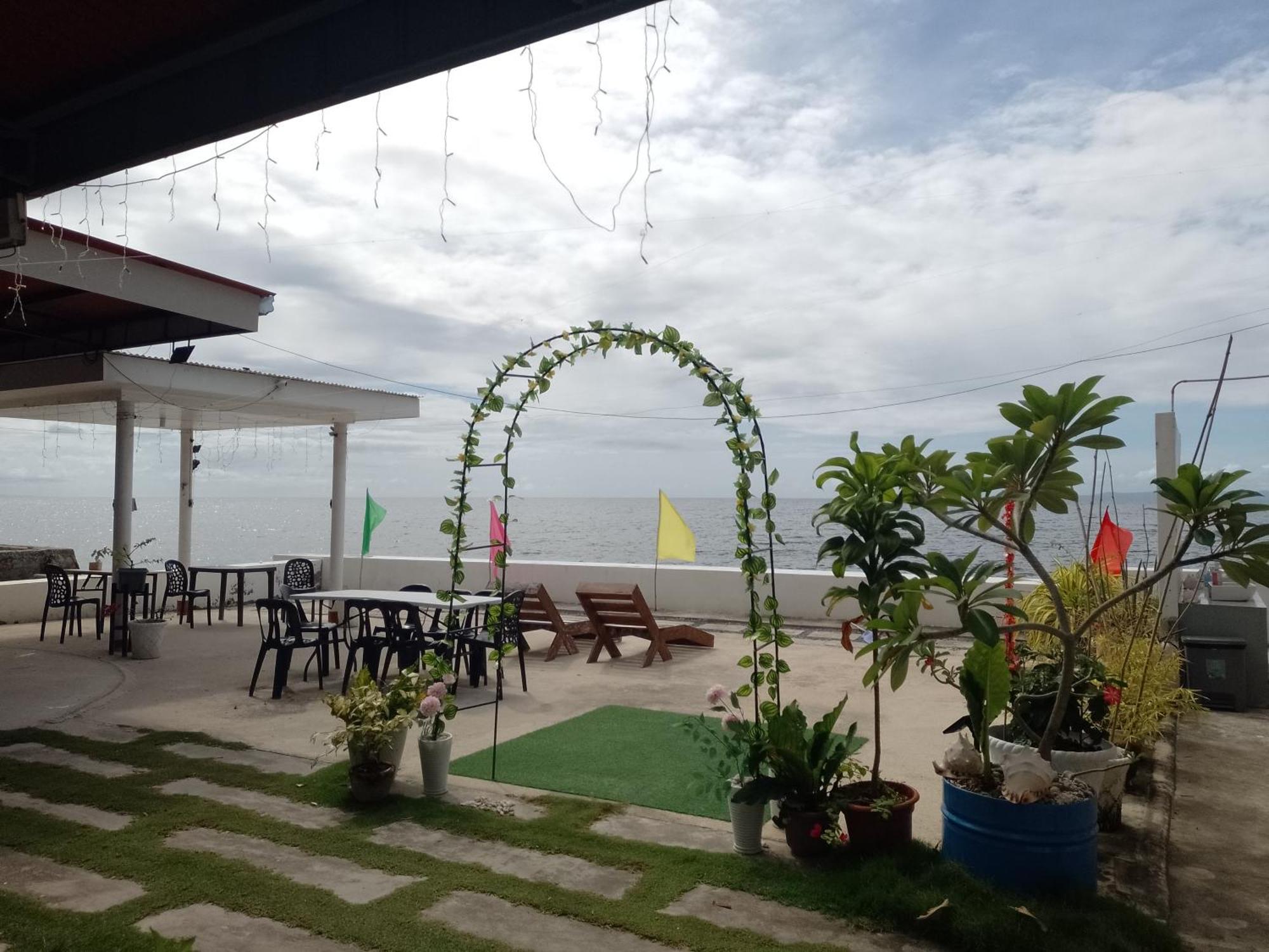 Angler'S Hub & Resort Ослоб Екстер'єр фото